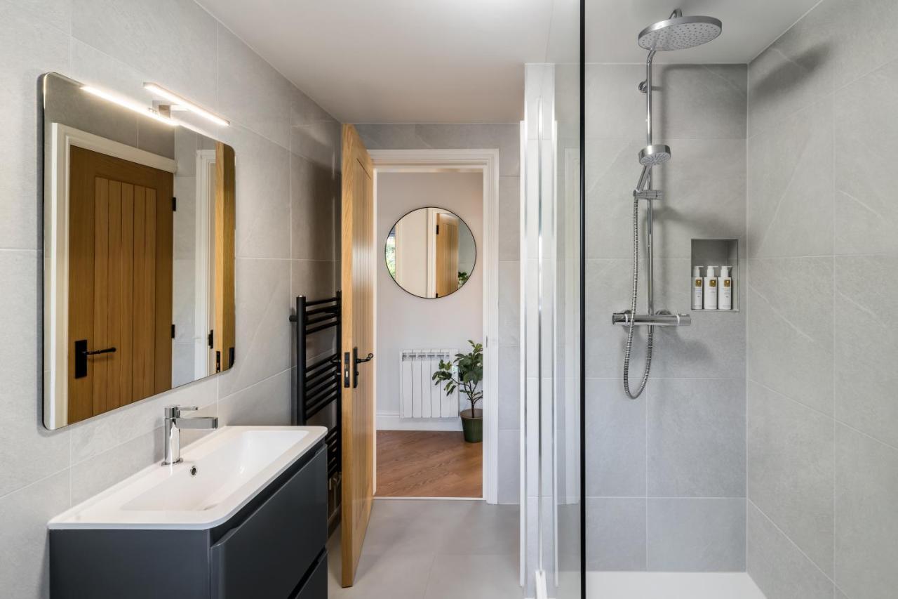 Apartmán No. 5 The Court-With Free Parking Windermere Exteriér fotografie